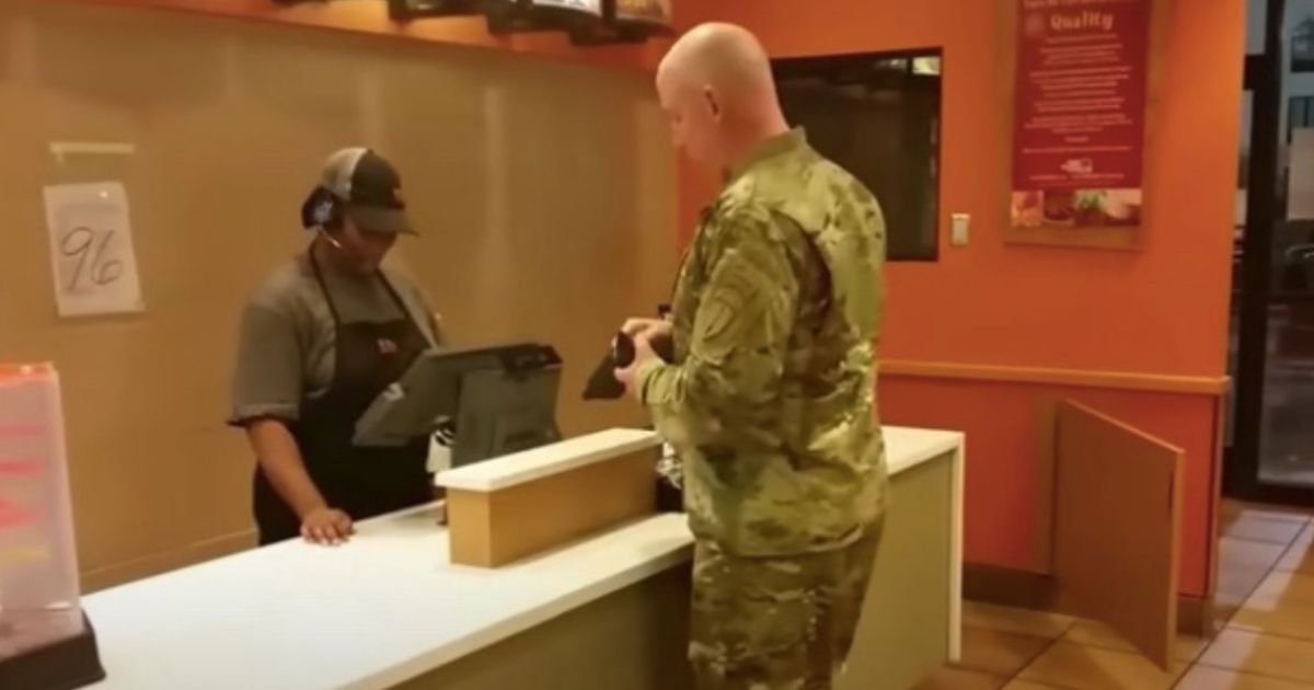 copy of articles thumbnail 1200 x 630 7 7.jpg?resize=1200,630 - Soldier Ordering Taco Bell Meal Stops Cold When He Hears Heartbreaking Convo Between 2 Boys