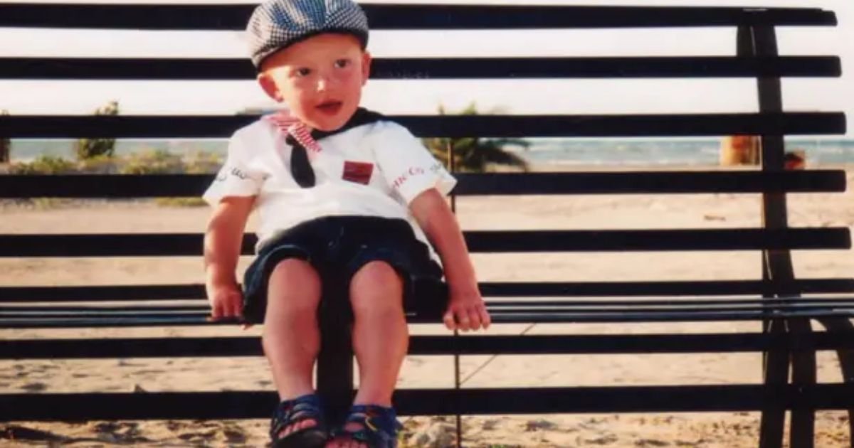 copy of articles thumbnail 1200 x 630 11 3.jpg?resize=412,232 - Former Child Star DEAD in LA Wildfires After Mom Couldn't Extinguish Blaze On His Roof