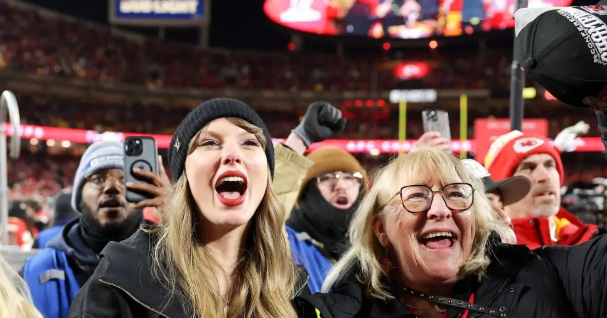 copy of articles thumbnail 1200 x 630 2 34.jpg?resize=412,232 - Taylor Swift and Donna Kelce Issue Warning to Travis Ahead of New Orleans Super Bowl