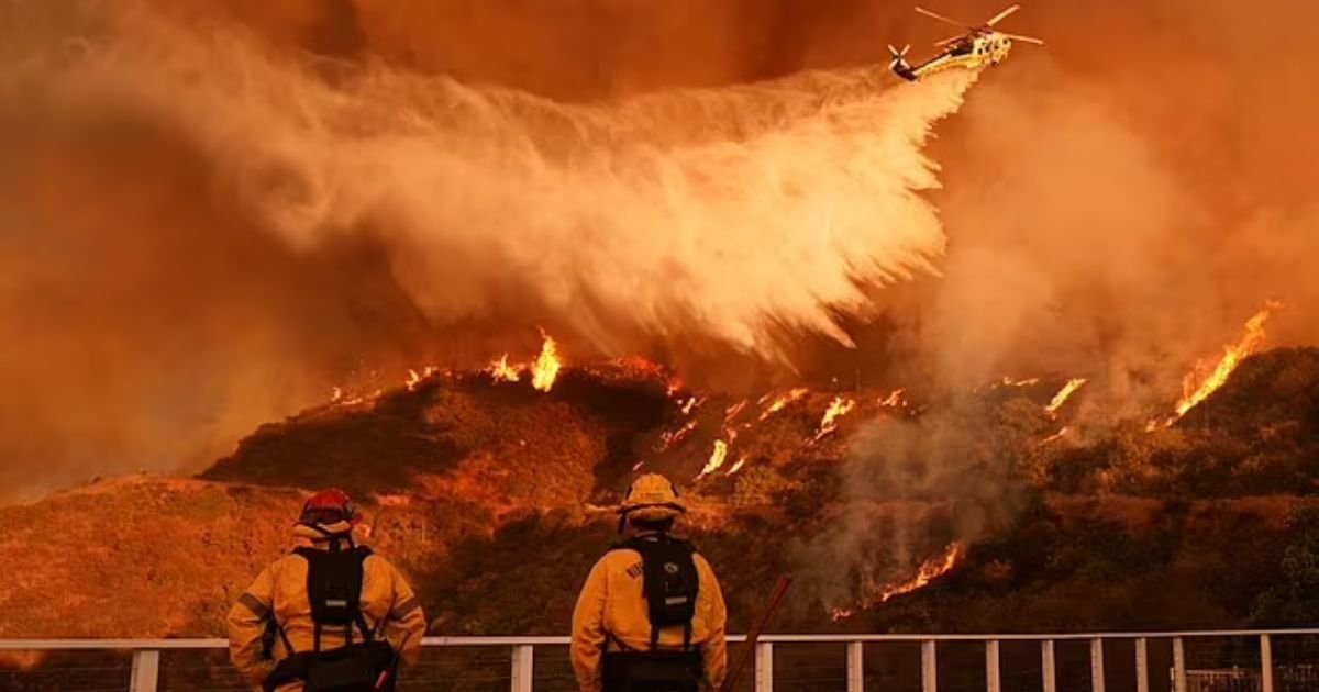 copy of articles thumbnail 1200 x 630 6 10.jpg?resize=412,275 - LA Fire Death Toll Rises to 24 as Locals WARNED to Brace for 72 Hours of Hell