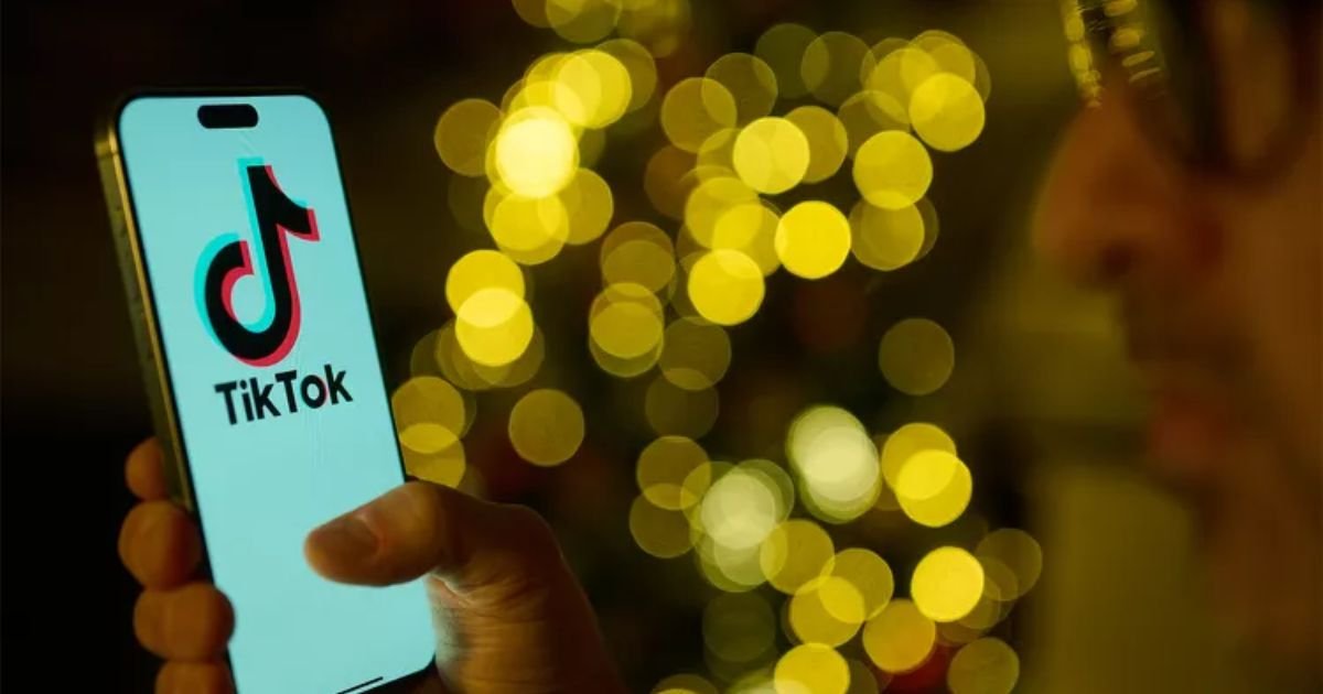 copy of articles thumbnail 1200 x 630 7 11.jpg?resize=412,232 - TikTok Restores Service in the U.S. Less Than 24 Hours After Blackout After Donald Trump Intervenes