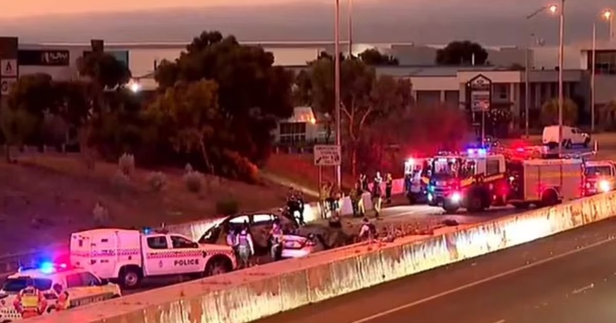 copy of articles thumbnail 1200 x 630 9 4.jpg?fit=1024%2C538&ssl=1&strip=all - Horror Motorway Crash Leaves Four DEAD As Vehicles Burst Into Flames