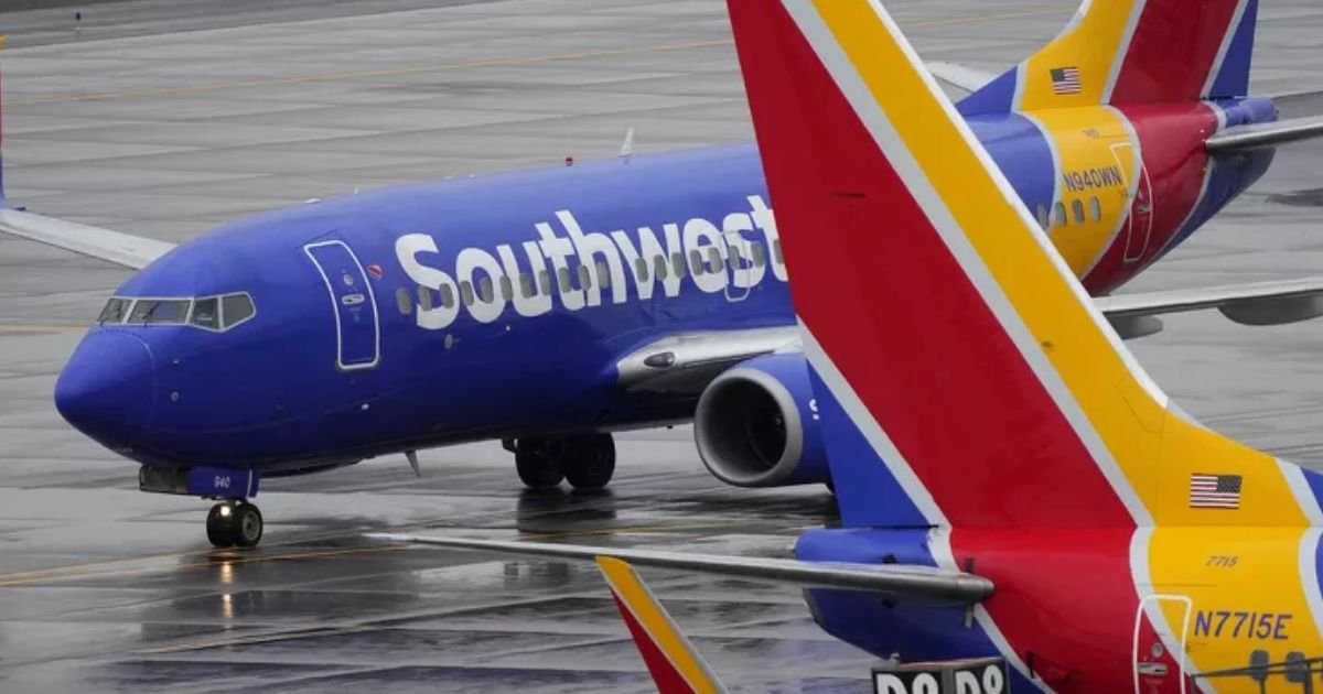 copy of articles thumbnail 1200 x 630 9 5.jpg?resize=412,275 - Southwest Airlines Pilot Arrested and Charged with DUI Before Takeoff