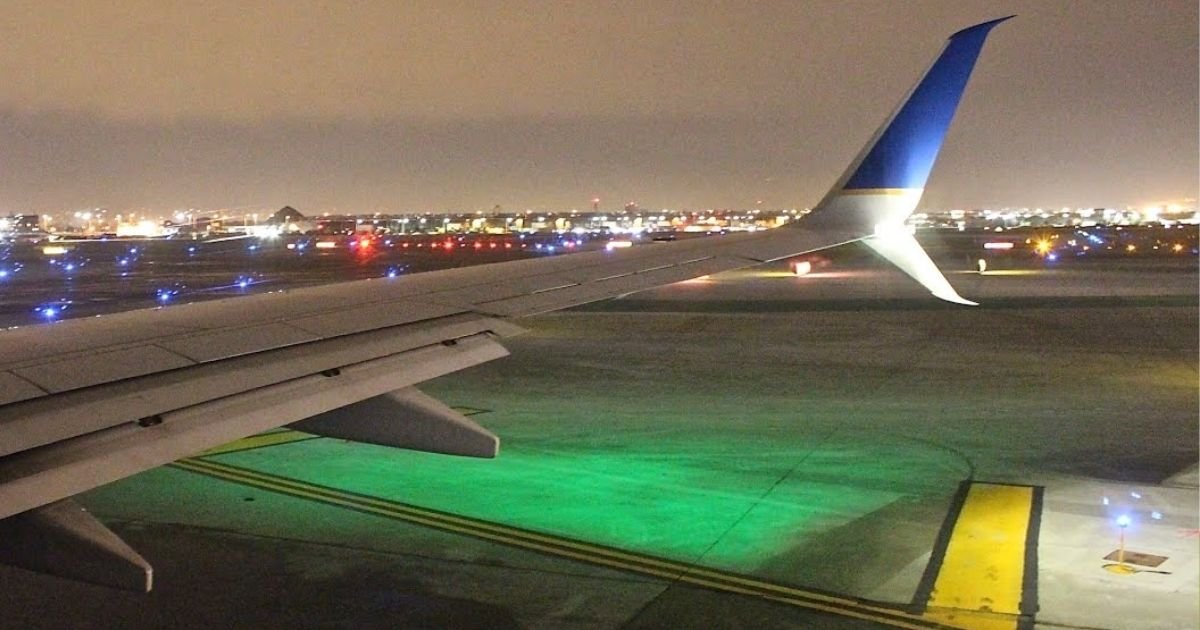 copy of articles thumbnail 1200 x 630 1 31.jpg?resize=412,232 - American Aviation Chaos Continues As United Airlines Forced to Make 'Emergency Landing' At Newark Airport