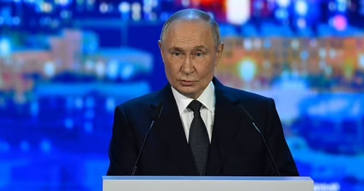 copy of articles thumbnail 1200 x 630 18 2.jpg?resize=412,275 - Putin Threatens Arctic WAR as he Issues Chilling One-Word Reaction to Trump's Greenland Takeover Plans