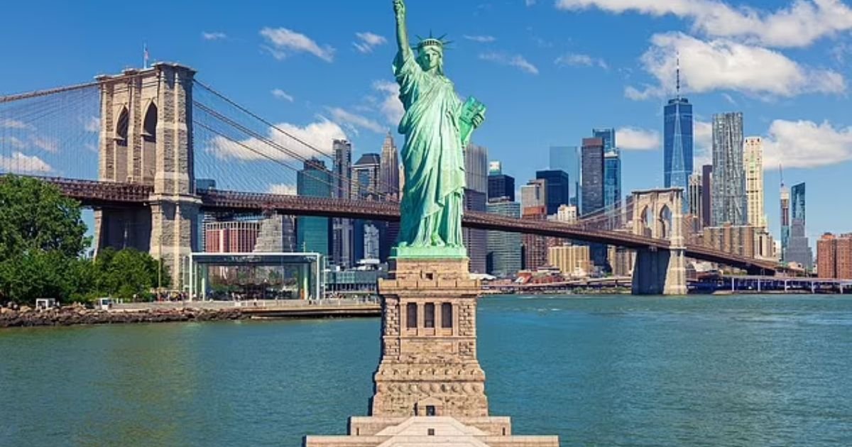 copy of articles thumbnail 1200 x 630 7 14.jpg?resize=412,232 - US REJECTS France's Demands To RETURN 'Statue of Liberty' Because Trump Has 'Chosen To Side With The Tyrants'