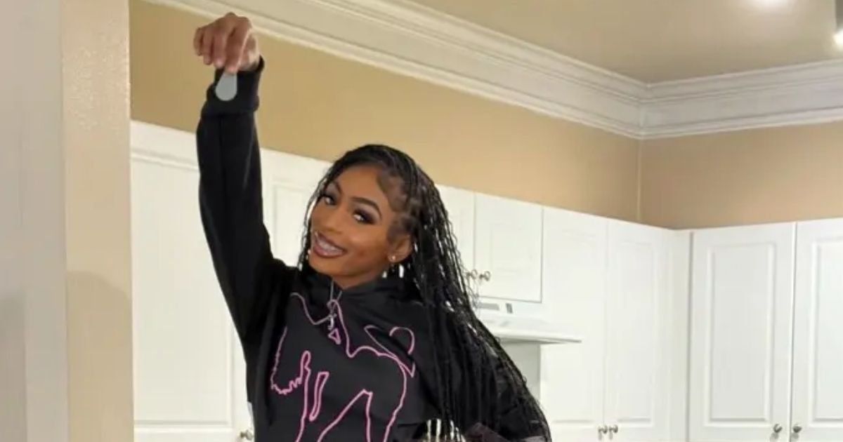 copy of articles thumbnail 1200 x 630 7 7.jpg?resize=412,275 - Maryland Hairstylist Dragged 15-Year-Old Client Across Shop Floor Over $150 Bill Dispute