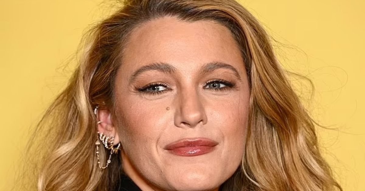 copy of articles thumbnail 1200 x 630 20 13.jpg?resize=1200,630 - Blake Lively Slammed for 'Disgusting' and 'Embarrassing' Inclusion on Time 100 Most Influential People List