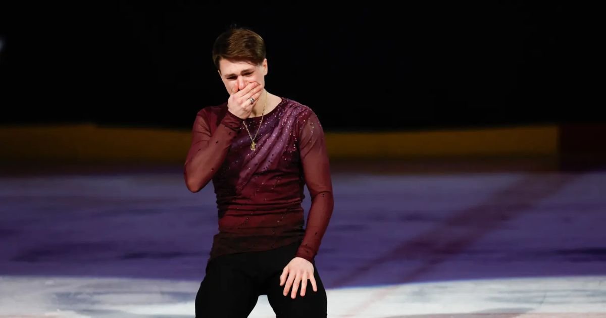 copy of articles thumbnail 1200 x 630 25 15.jpg?resize=1200,630 - Figure Skater Maxim Naumov Reveals Parents Switched to Doomed American Airlines Flight at Last Minute