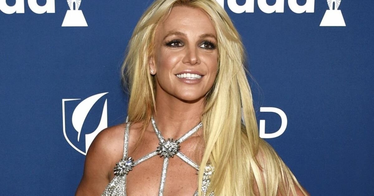 copy of articles thumbnail 1200 x 630 25 3.jpg?resize=412,232 - 'She's Crying for Help!'- Britney Spears' Increasingly Erratic Posts Raise Troubling Questions With Fans