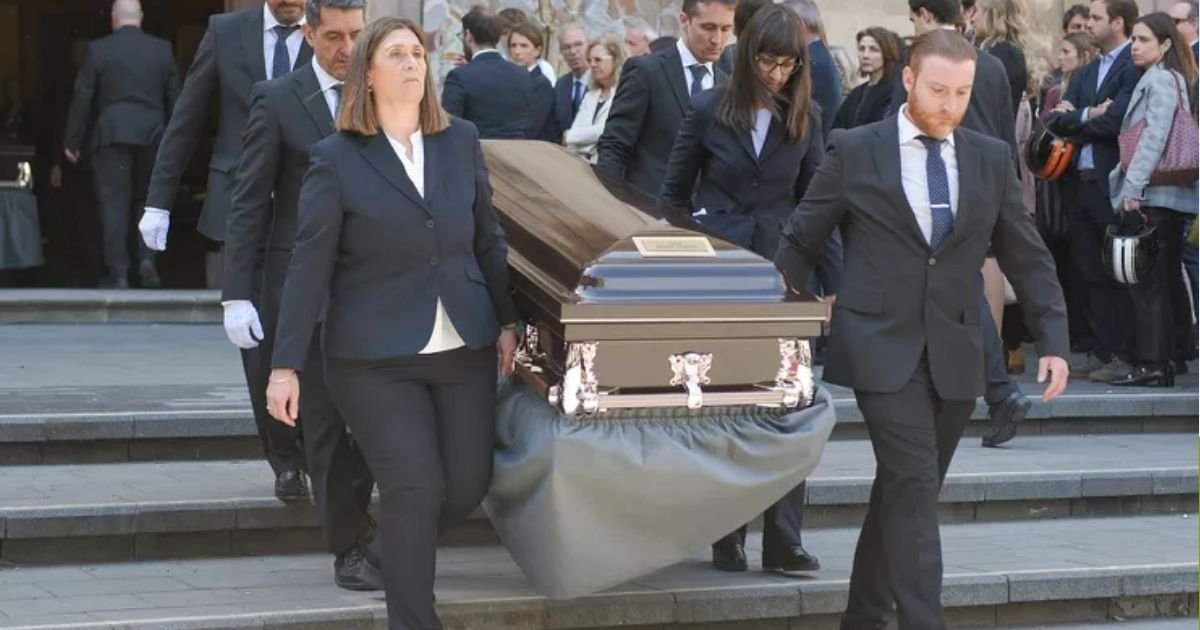 copy of articles thumbnail 1200 x 630 29 8.jpg?resize=1200,630 - Tourist Family of 5 Killed in Tragic New York Helicopter Crash Is Laid to Rest