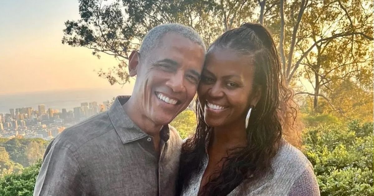 copy of articles thumbnail 1200 x 630 30 5.jpg?resize=412,275 - Barack and Michelle Obama Spotted Together for First Time in 4 Months After Shutting Down Divorce Rumors