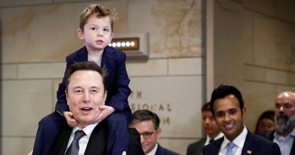 copy of articles thumbnail 1200 x 630 32 1.jpg?resize=412,275 - Elon Musk Wanted His 11 Children and Their Mothers to ALL Live Together on His '$35,000,000 Private Compound'