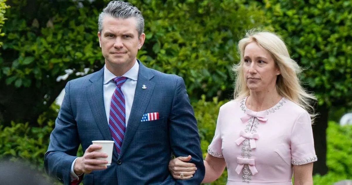 copy of single image thumbnail 1200 x 630 42.jpg?resize=1200,630 - Pete Hegseth's Third Wife Jennifer Rauchet Refuses To Let Him 'Out Of Her Sight' — 'She's Worried About His Infidelity and Drinking'