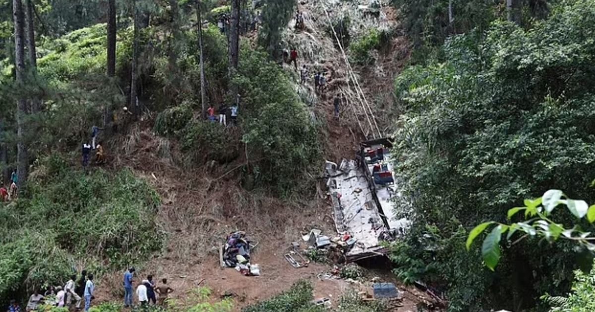 copy of articles thumbnail 1200 x 630 28 3.jpg?resize=366,290 - Horror Bus Crash KILLS 21 & Injures Many More As Overcrowded Vehicle Plummets Off Cliff