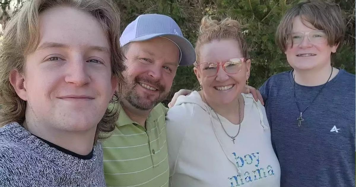 copy of articles thumbnail 1200 x 630 29 4.jpg?resize=412,232 - Nebraska Dad FATALLY Stabs Wife and 2 Kids Before Taking His Own Life In Haunting Family Tragedy