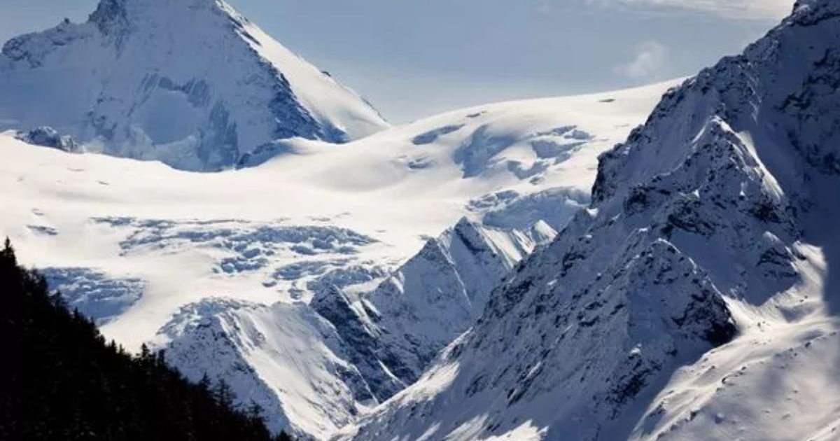 copy of articles thumbnail 1200 x 630 67 1.jpg?resize=1200,630 - Summer Vacation Turns Into Tragedy After Five Skiers Found DEAD At Famous Luxury Tourist Resort