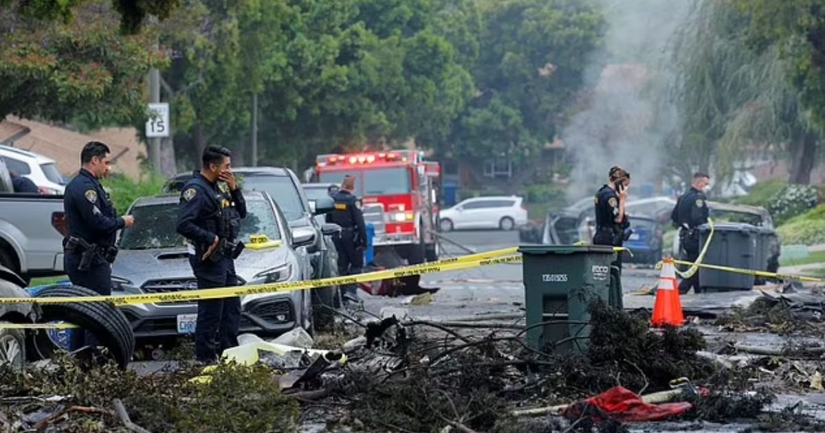 copy of articles thumbnail 1200 x 630 73.jpg?resize=412,232 - More Than 10 People DEAD After Plane CRASHES Into Residential Area in California