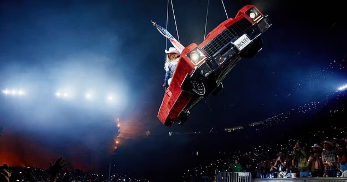 copy of articles thumbnail 1200 x 630 2025 06 29t192804 843.jpg?resize=1200,630 - Beyonce Horrifies Crowd After Flying Car Stunt Goes 'Terribly Wrong'