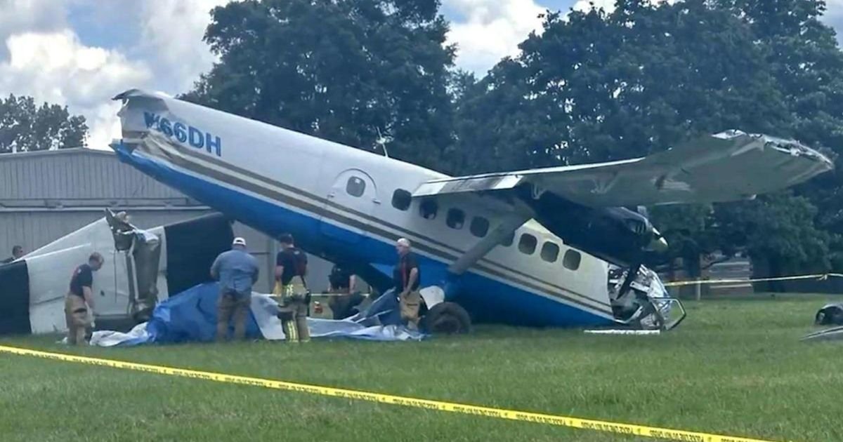 copy of articles thumbnail 1200 x 630 97.jpg?resize=412,232 - Skydiving Plane Carrying 20 People Crashes in Tennessee