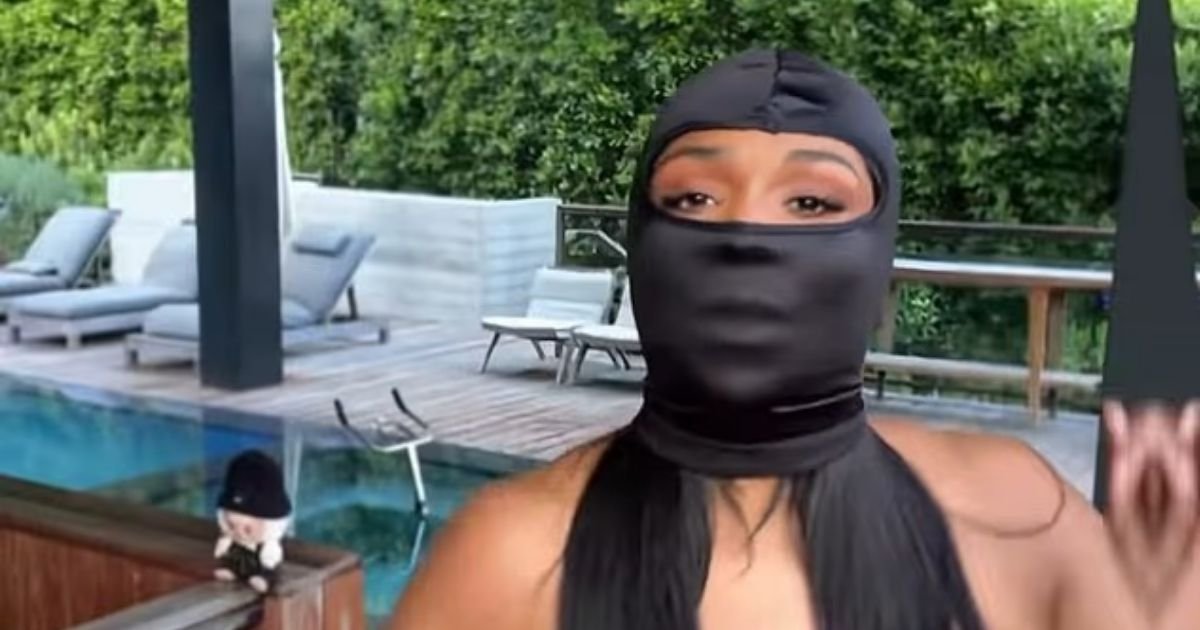 copy of articles thumbnail 1200 x 630 99.jpg?resize=412,232 - 'Disgraceful!'- Lizzo Slammed For Showing Off Weight Loss In Very TINY Bikini in Racy Dance Video