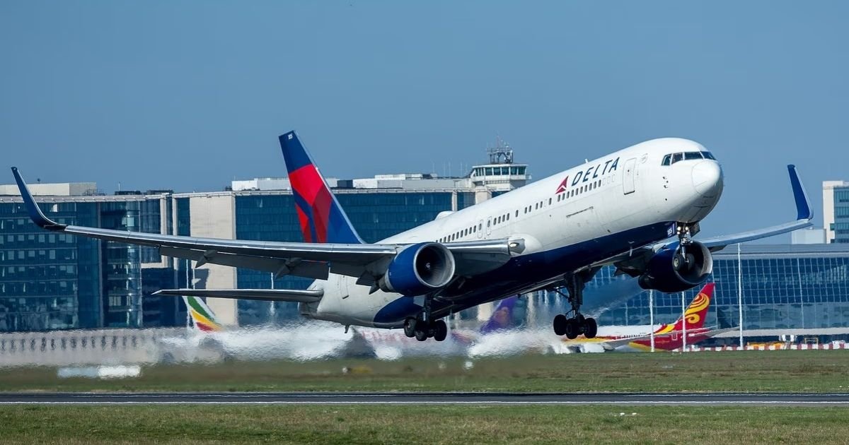 copy of article x 630 3.jpg?resize=412,232 - 300 Delta Passengers Stranded Overnight on Volcanic Island in the Middle of the Atlantic Ocean