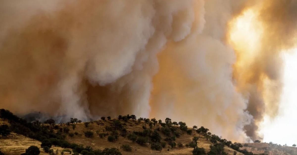 copy of articles thumbnail 1200 x 630 2025 07 04t155143 095.jpg?resize=412,232 - California's Largest Blaze This Year Explodes in Size Amid Scorching Heat & High Winds