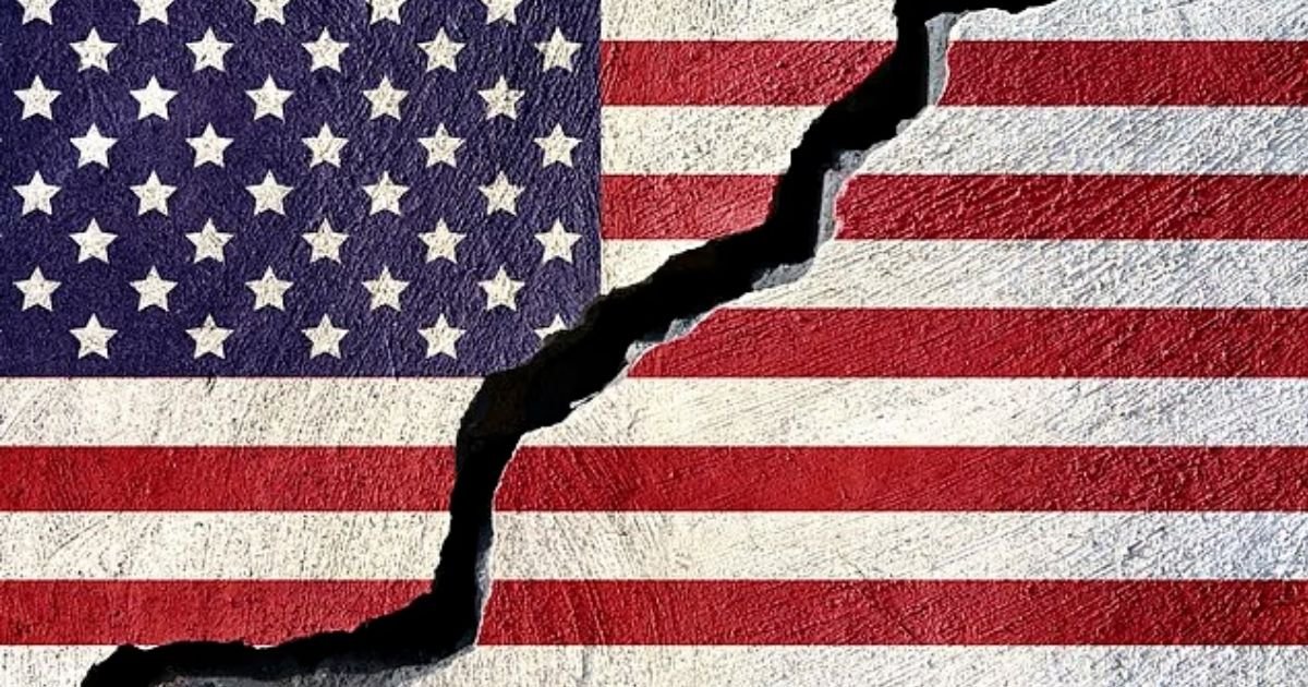 copy of articles thumbnail 1200 x 630 2025 07 06t185255 091.jpg?resize=412,232 - Civil War Warning as Expert Predicts Exact Date the US Will Split