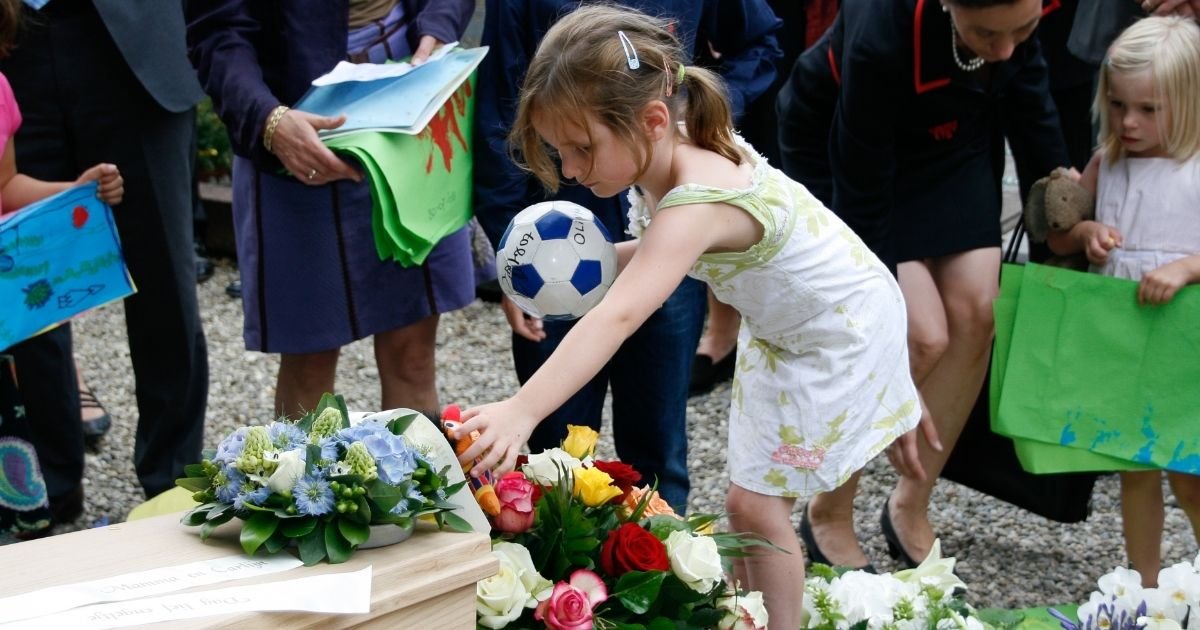 copy of articles thumbnail 1200 x 630 2025 07 07t215939 079 1.jpg?resize=412,232 - Loving Toddler Passes Away After ‘Being Forgotten’ In Scorching Car During Afternoon Heatwave