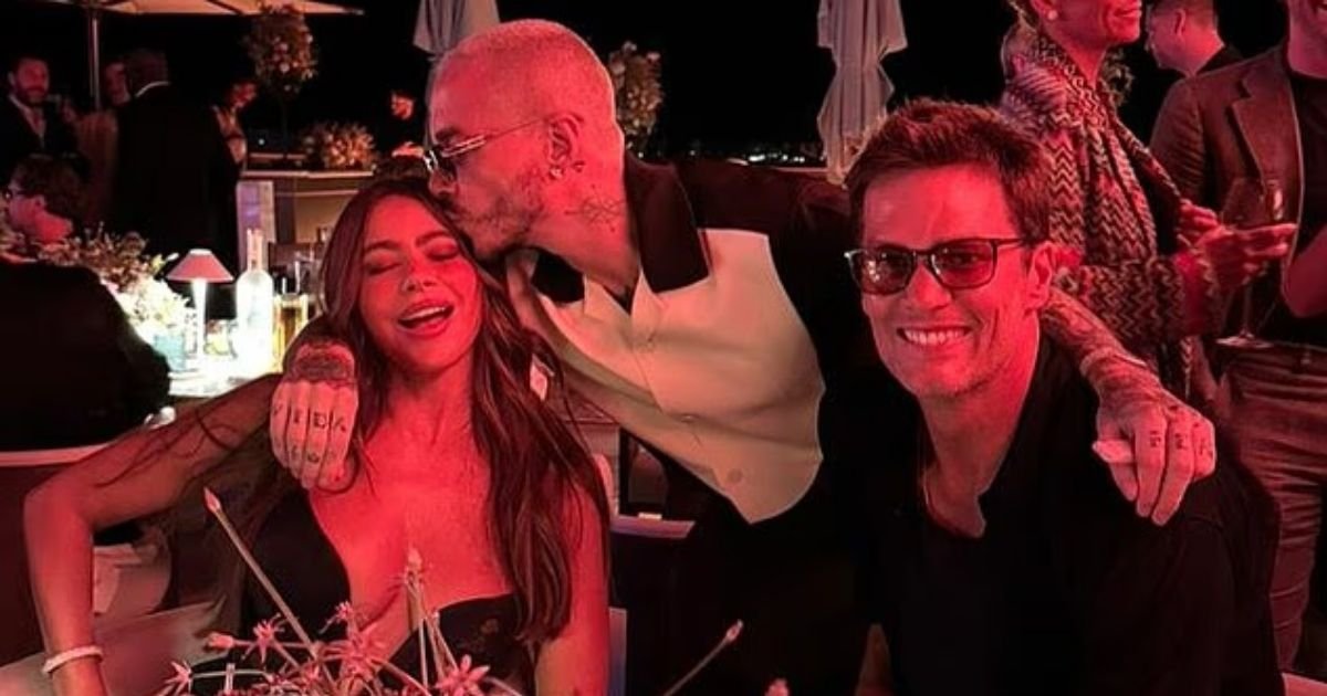 copy of articles thumbnail 1200 x 630 2025 07 10t133251 755.jpg?resize=412,275 - Sofia Vergara & Tom Brady Turn Up The Heat In Unexpected Hot Summer Romance in Spain