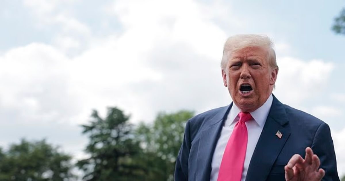 copy of articles thumbnail 1200 x 630 2025 07 16t141548 365.jpg?resize=412,232 - Trump Does U-Turn Saying Zelensky Should NOT Bomb Moscow Despite Wanting Putin to 'Feel the Pain'