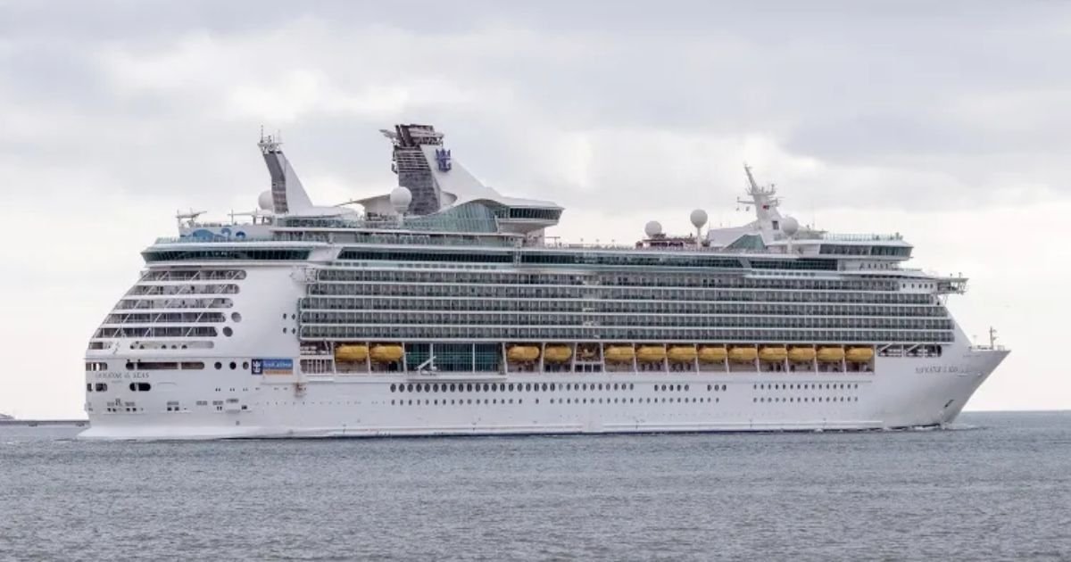 copy of articles thumbnail 1200 x 630 2025 07 20t144325 952.jpg?resize=412,232 - Stomach Bug Sickens Over 140 People on Caribbean Cruise, Forcing Passengers and Crew to Isolate in Cabins
