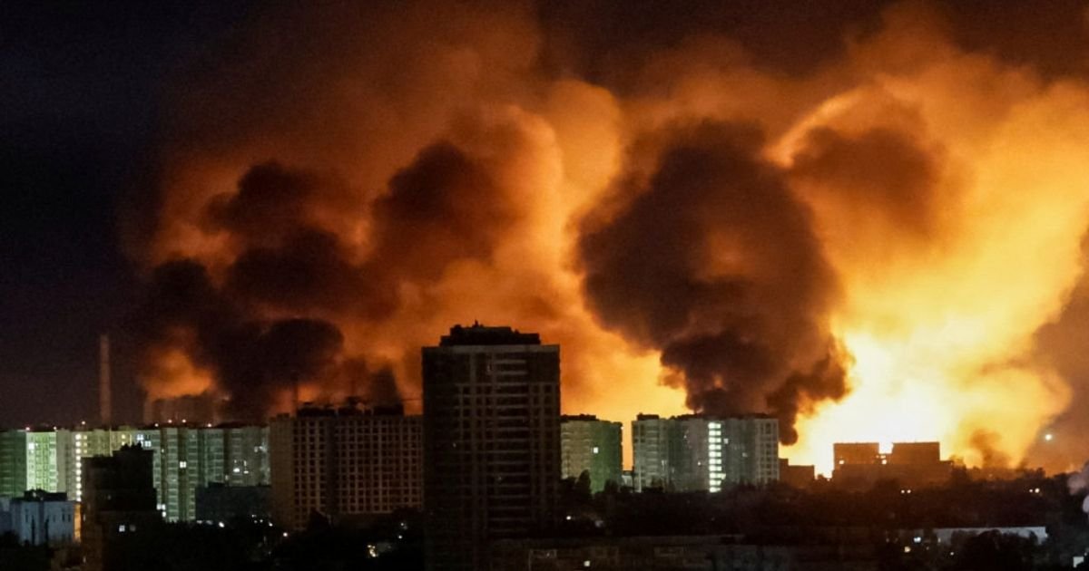 copy of articles thumbnail 1200 x 630 97 1.jpg?resize=412,232 - Moscow Launches Largest Attack of War on Ukraine after Trump-Putin Call
