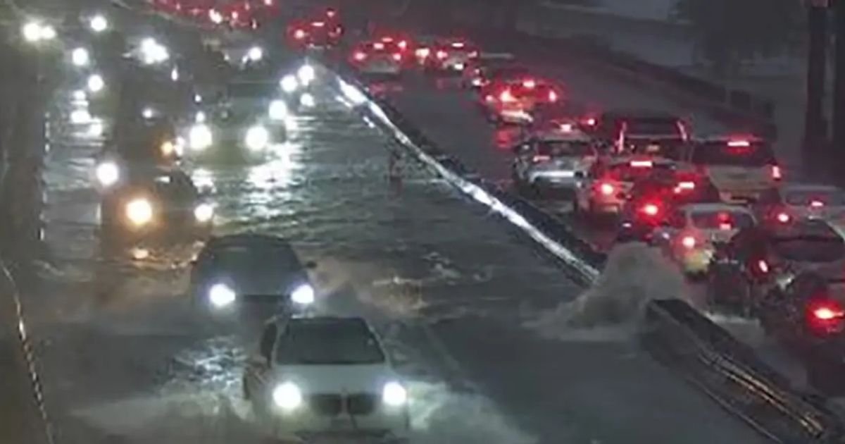 copy of articles thumbnail 1200 x 630 98 3.jpg?resize=412,232 - Flash Flooding Across Tri-State Area Prompts Road Closures, Subway Delays in NYC, State of Emergency in NJ