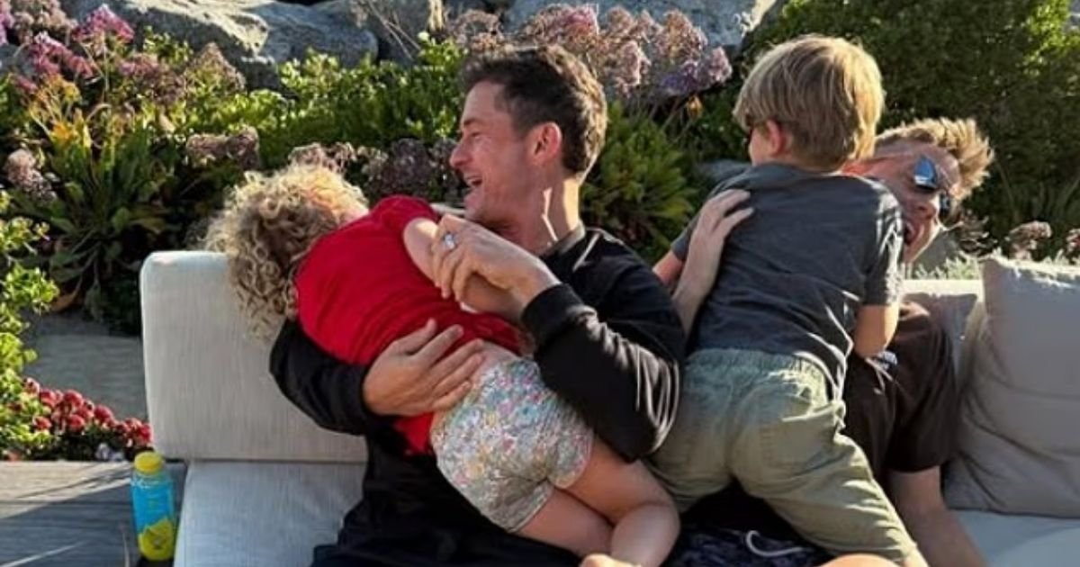 copy of articles thumbnail 1200 x 630 2025 08 04t215311 493.jpg?resize=412,232 - Orlando Bloom blasted for posting 'inappropriate' photo of four-year-old daughter he shares with Katy Perry