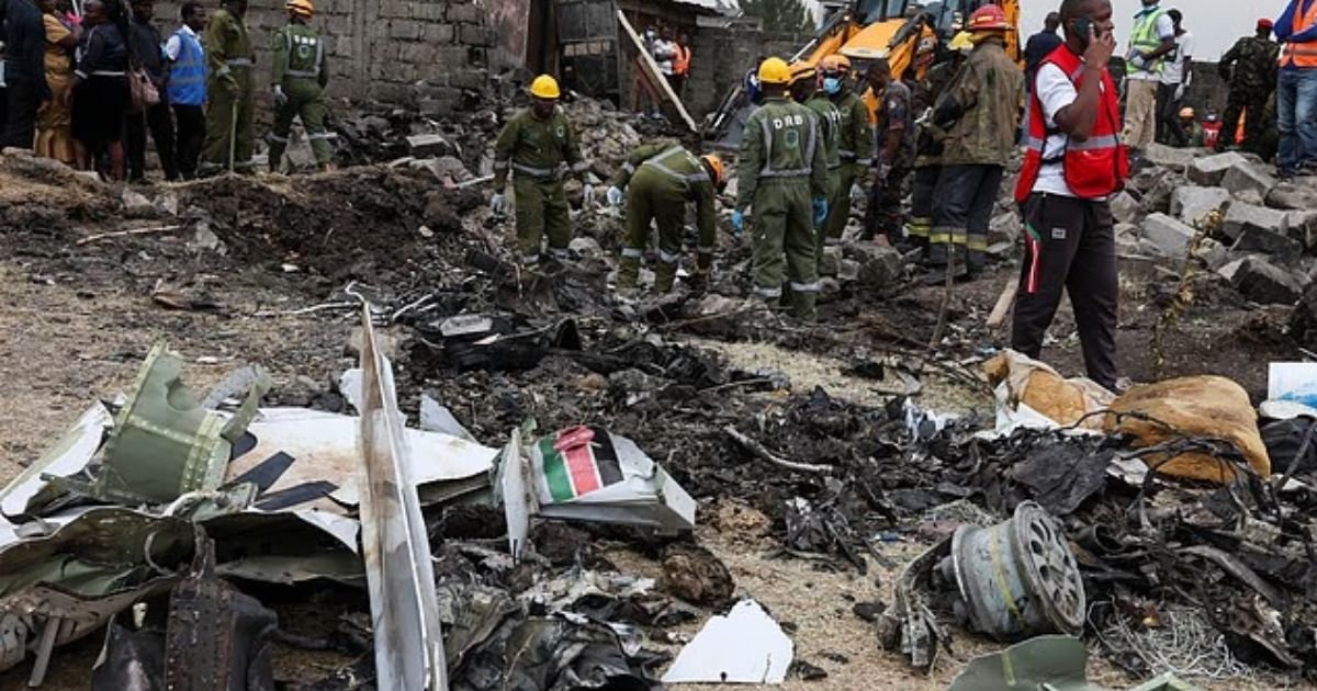 copy of articles thumbnail 1200 x 630 2025 08 08t155549 810.jpg?resize=412,232 - Plane crash kills at least six after aircraft crashes in residential area