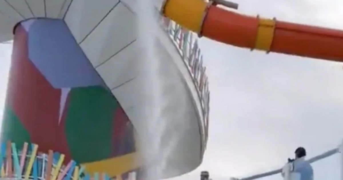 copy of articles thumbnail 1200 x 630 2025 08 11t162400 493.jpg?resize=412,275 - Passenger ‘sliced open’ after water slide breaks on world’s largest cruise ship