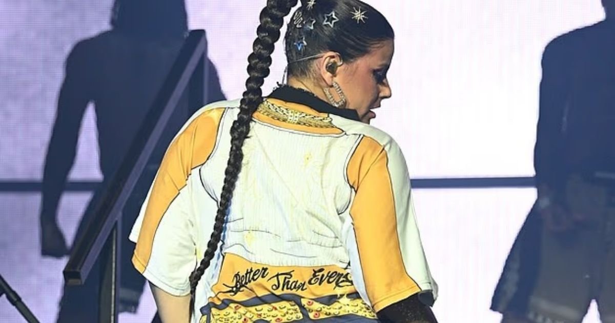 copy of articles thumbnail 1200 x 630 2025 08 27t162143 902.jpg?resize=412,232 - Nelly Furtado pokes fun at response to her changing shape in optical illusion 'skinny' T-shirt as she embraces her 'new silhouette'