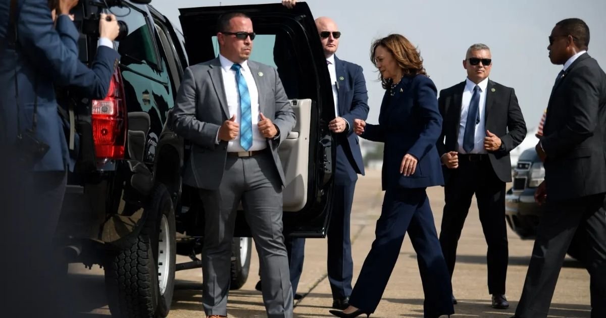copy of articles thumbnail 1200 x 630 2025 08 30t163928 879.jpg?resize=412,232 - Trump revokes Kamala Harris’ Secret Service detail that was quietly extended by Biden