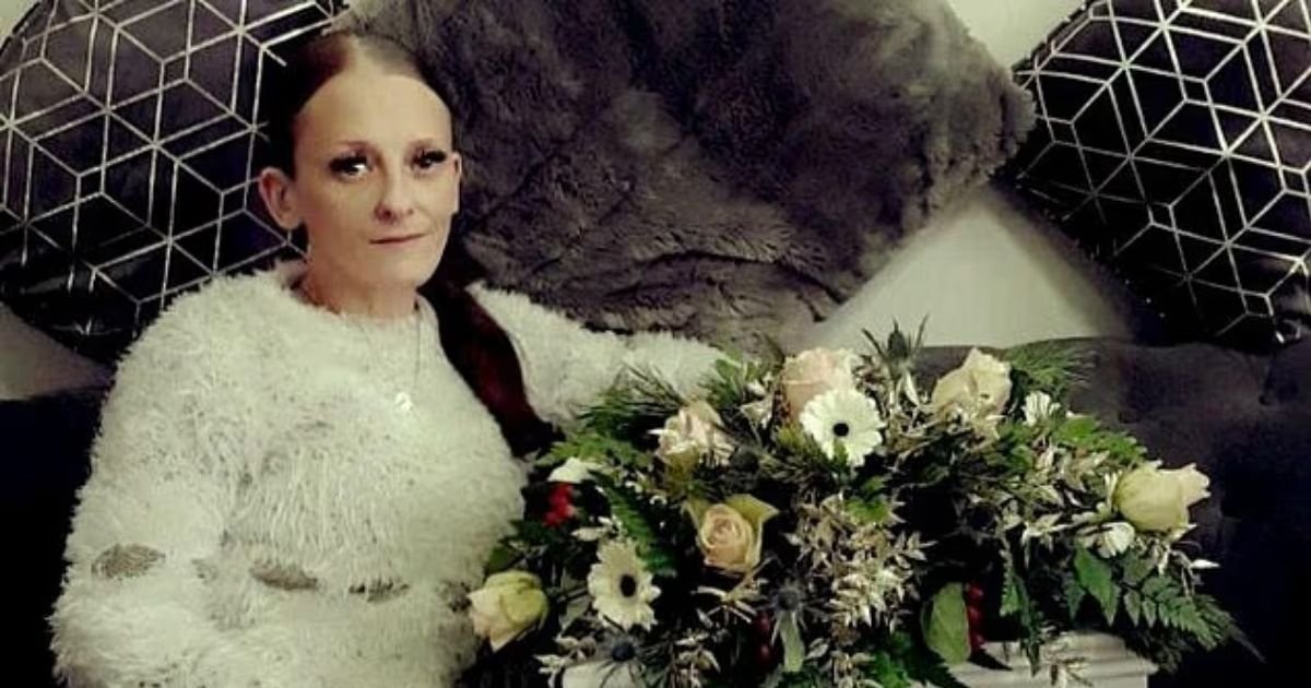 copy of articles thumbnail 1200 x 630 2025 08 30t165051 242.jpg?resize=412,232 - Funeral director kept lifeless baby in a bouncer in her living room 'watching cartoons' - and there was another one on the sofa