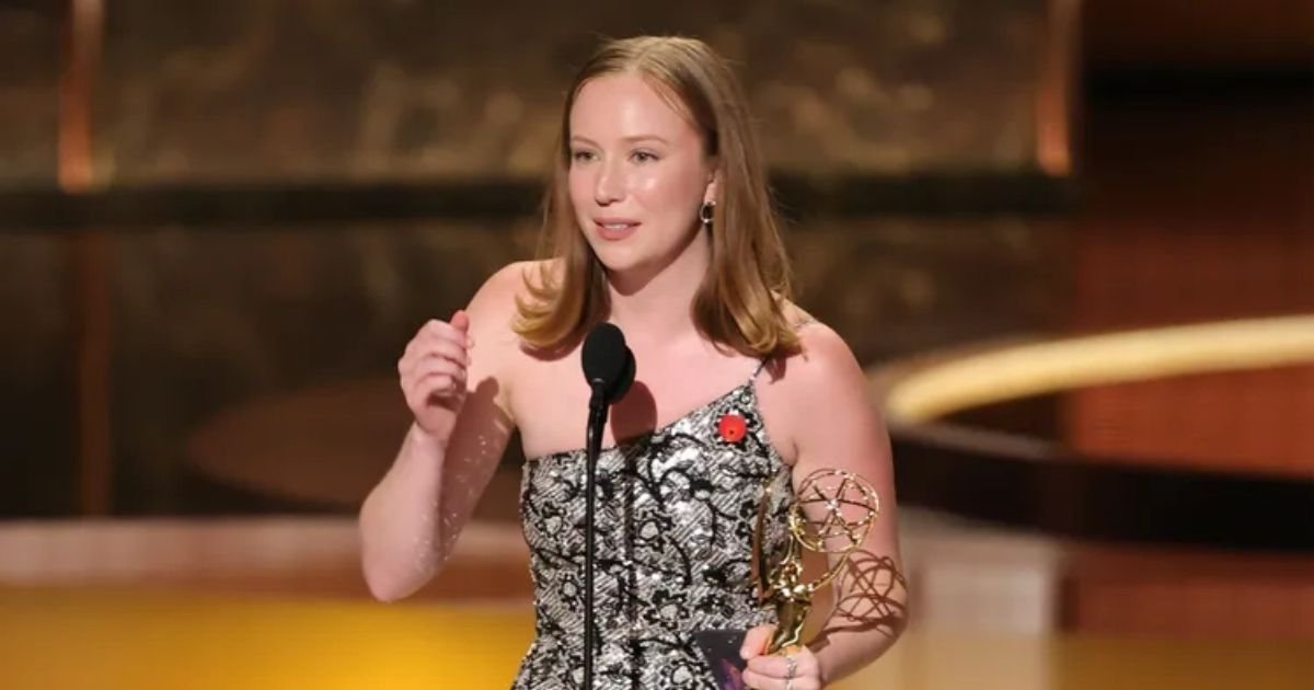 copy of articles thumbnail 1200 x 630 100.jpg?resize=412,232 - Hannah Einbinder Gets Bleeped at Emmys 2025 After First-Ever Win for Hacks As She Calls Out Trump & ICE