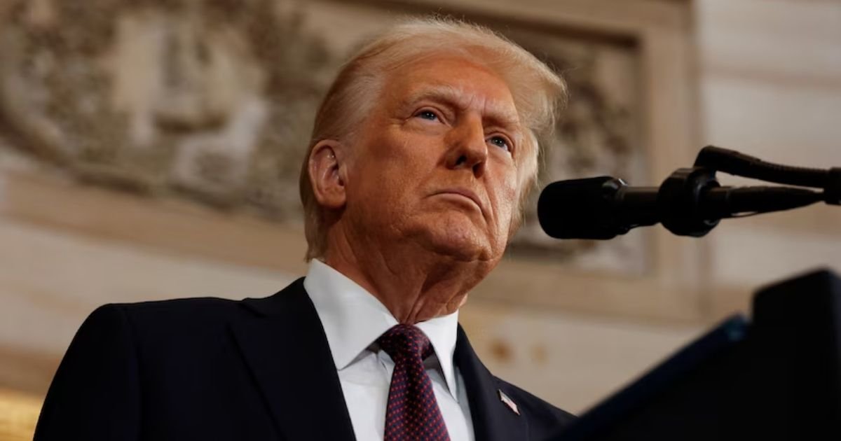 copy of articles thumbnail 1200 x 630 2025 09 02t140814 386.jpg?resize=412,275 - Donald Trump's Now Facing 25th Amendment Amid Alleged Plans 'For His Removal From Office'