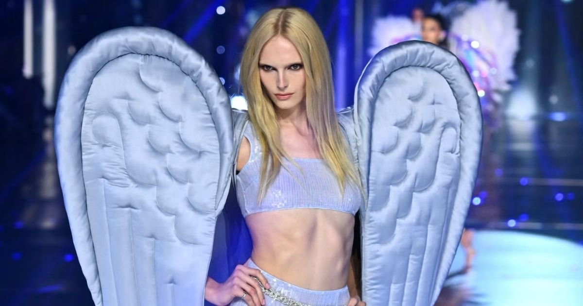 copy of articles thumbnail 1200 x 630 2025 09 10t134237 235.jpg?resize=412,232 - ‘A Man who Identifies as a Woman!’ Outrage After Trans Model Returns as Victoria’s Secret Angel for 2025 Runway Show