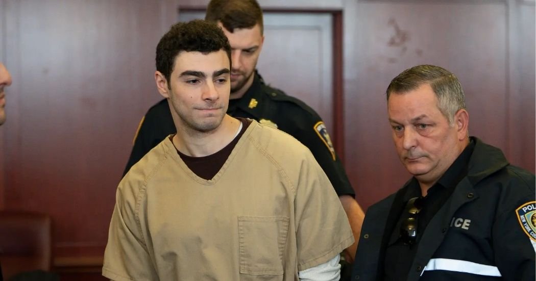 copy of articles thumbnail 1200 x 630 2025 09 16t213701 175.jpg?resize=412,232 - Luigi Mangione top terrorism charges thrown out by judge in state case in massive blow to DA