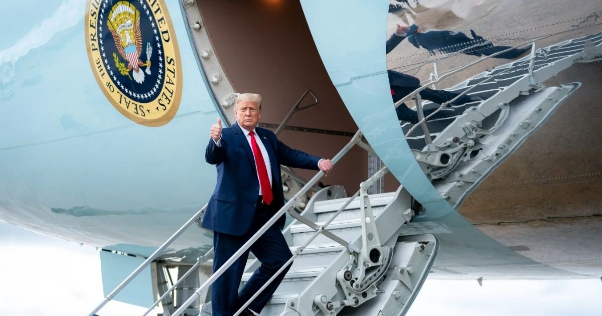 copy of articles thumbnail 1200 x 630 2025 09 17t191301 562.jpg?resize=412,232 - Plane nearly crashes into Trump's Air Force One as dispatcher screams 'turn now'